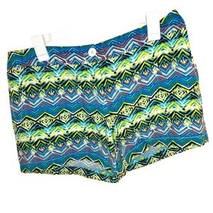 Madison shorts/like New-size 8-Great quality and beautiful colors Linen/Rayon